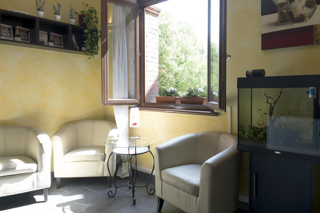 Zen Room Ferrara Eksteriør bilde