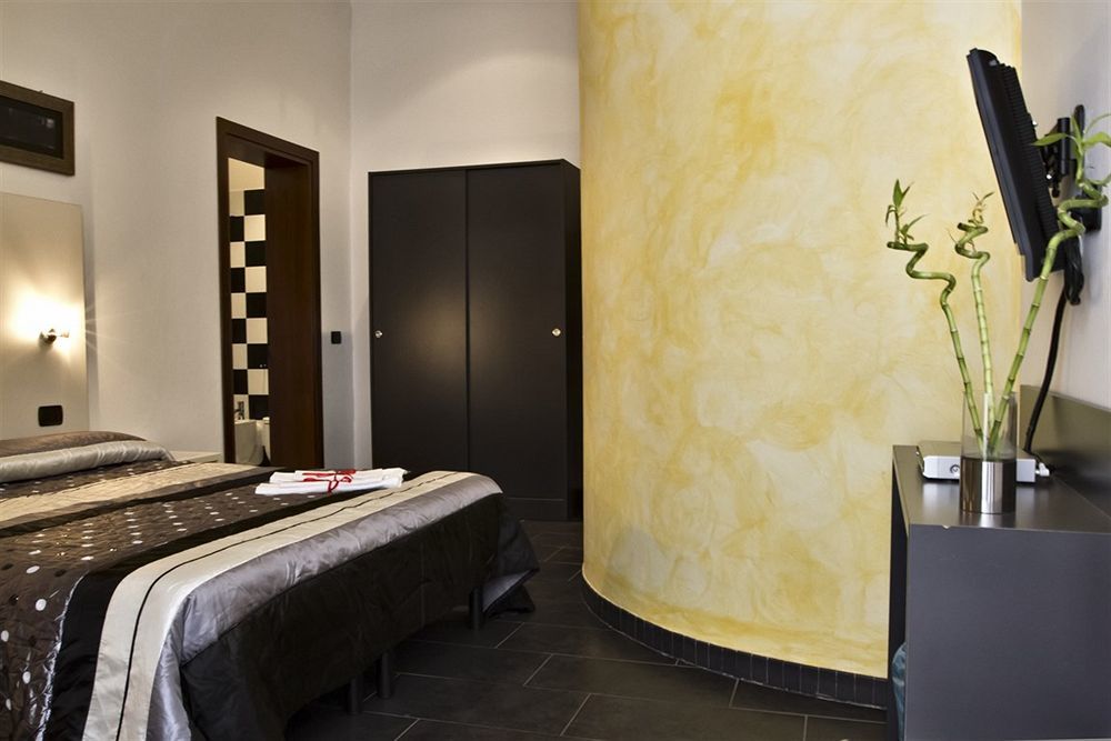Zen Room Ferrara Eksteriør bilde